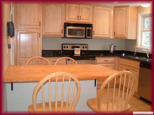 12_kitchen2_custom_peninsula 12_kitchen2_custom_peninsula